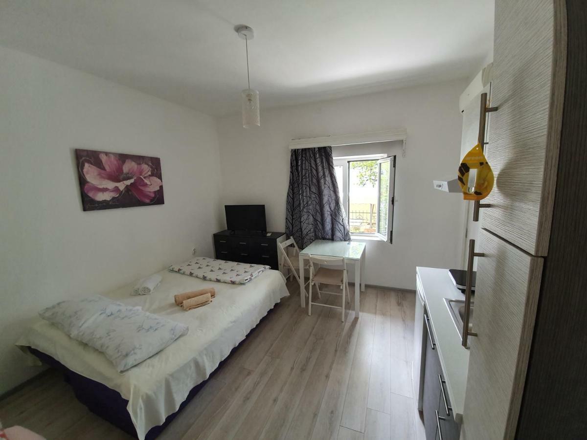 Studio Apartments Ilija Kotor Extérieur photo